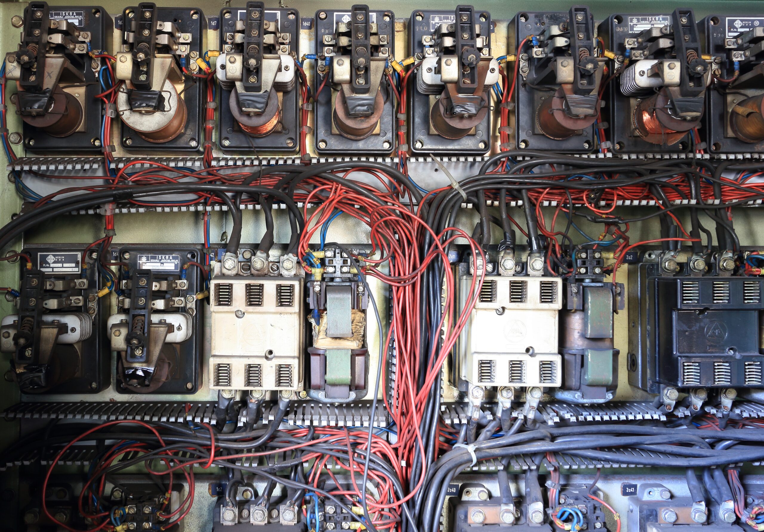 The ultimate guide on Reverse Proxy: manage your services like a boss ...
